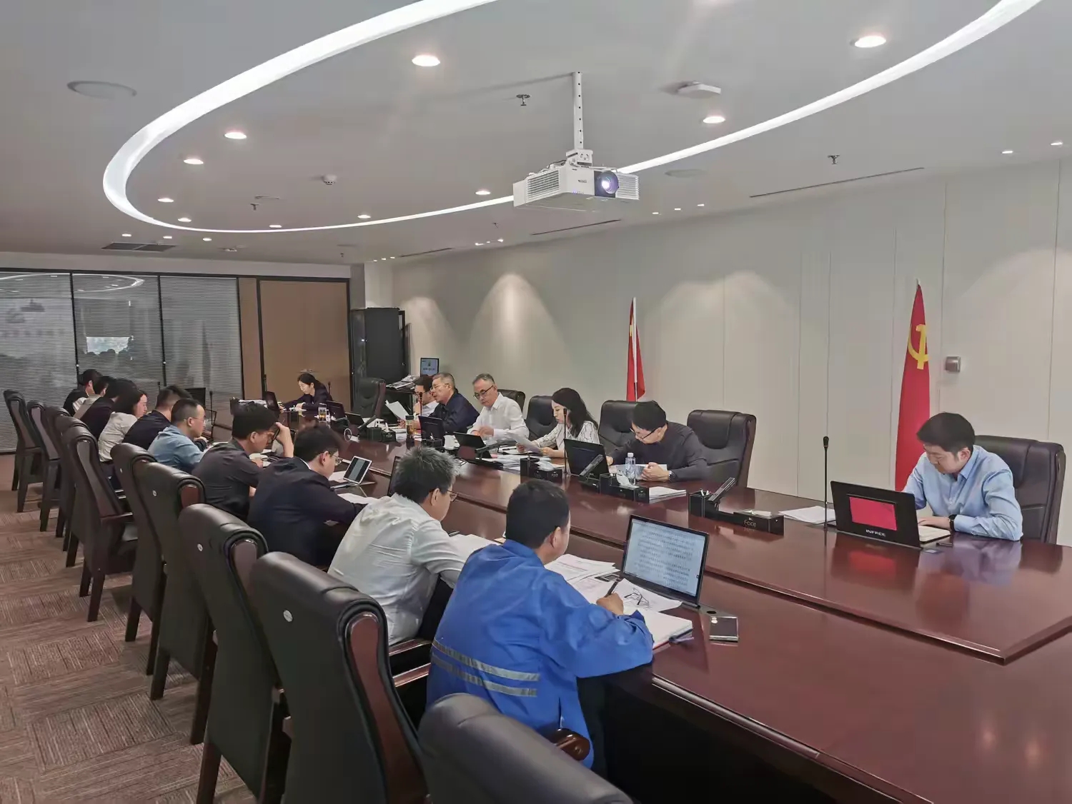 1730189987324954.jpeg c7743971f9934e699a569ec4124cb388__transed__jpg.heic_tplv-flrovnc8r8-s2-cC-q_0_0_0_0_q80.webp.jpg